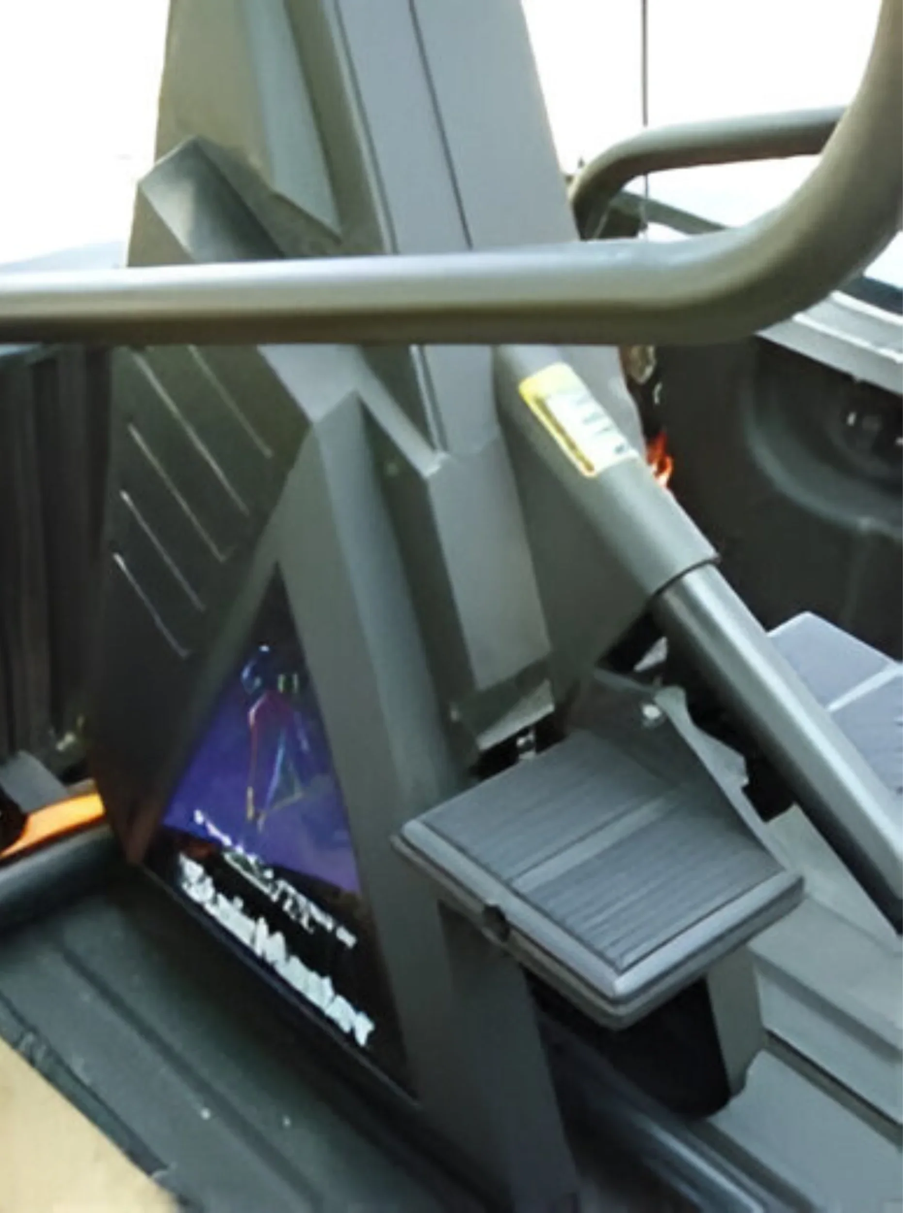 Stairmaster Free Climber 4600CL Stepper w/ Blue Console (Remanufactured) - Image 5